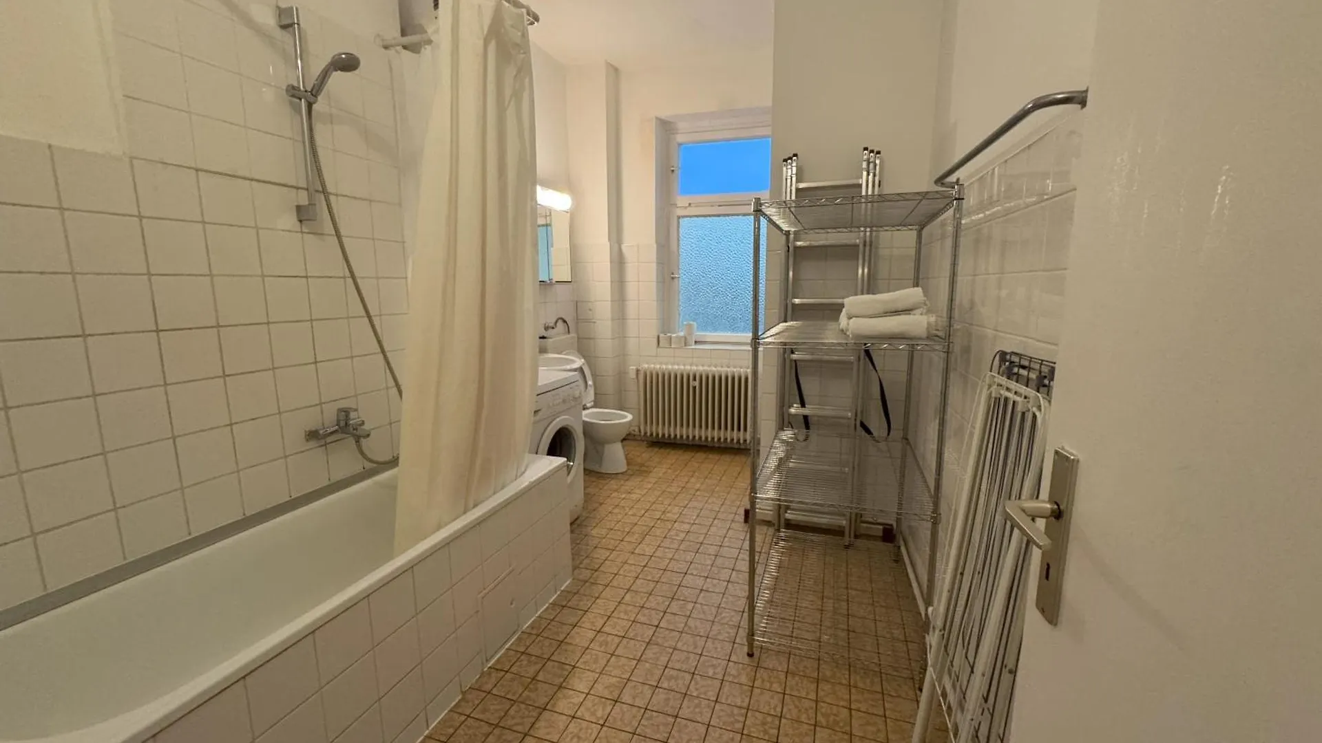 M M Central Apartments Gruppen, Handwerker Und Monteure Budget 0*, Berlin